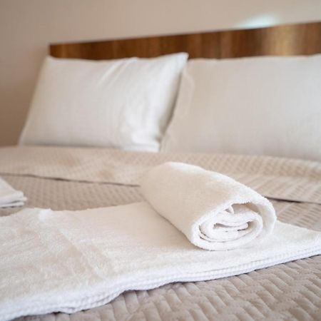 Monastiraki Metro Station Studio For 4 Persons Athen Exterior foto