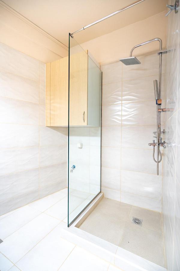 Monastiraki Metro Station Studio For 4 Persons Athen Exterior foto
