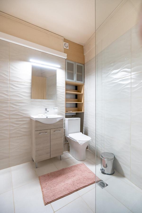 Monastiraki Metro Station Studio For 4 Persons Athen Exterior foto